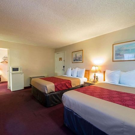 Econo Lodge Anaheim North ภายนอก รูปภาพ
