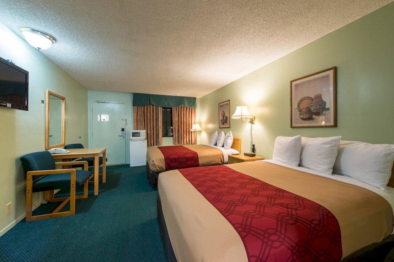 Econo Lodge Anaheim North ภายนอก รูปภาพ