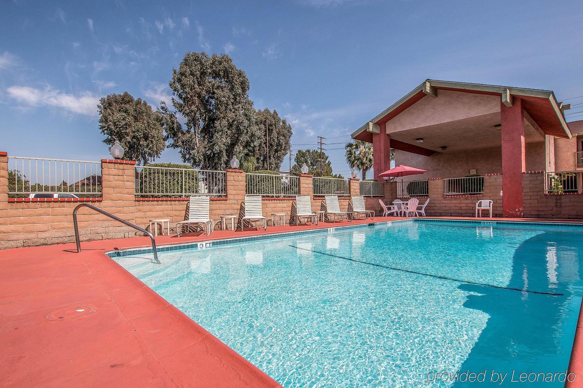 Econo Lodge Anaheim North ภายนอก รูปภาพ