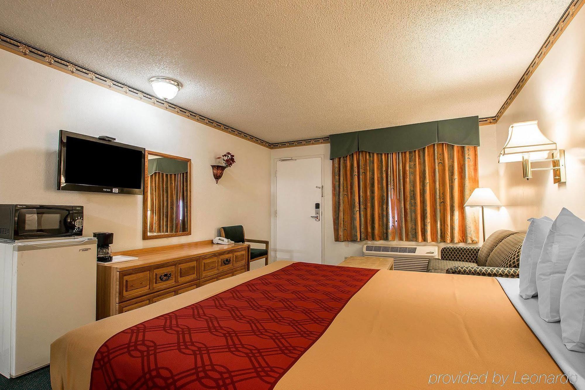 Econo Lodge Anaheim North ภายนอก รูปภาพ